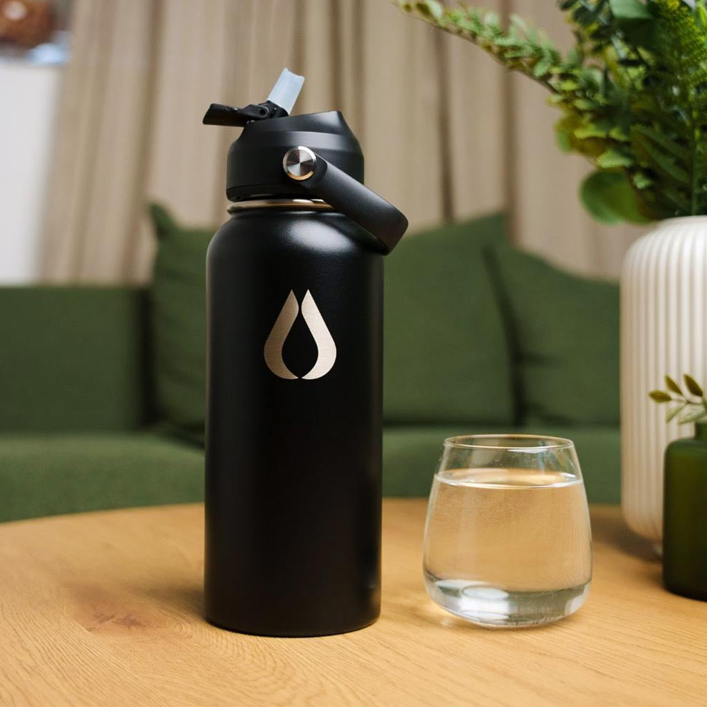 Vattenflaska - 960ML - Svart
