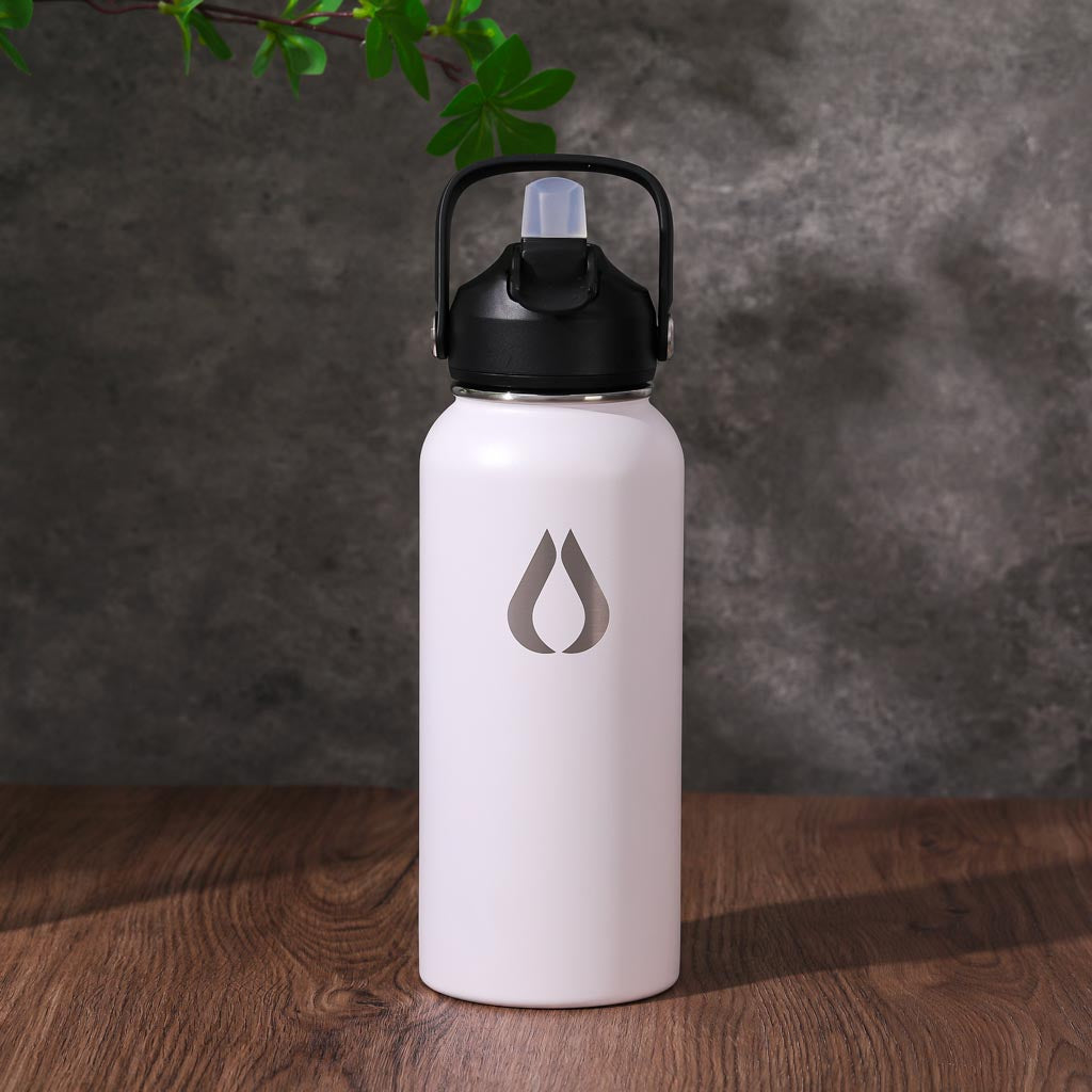 Vattenflaska - 960ML - Vit